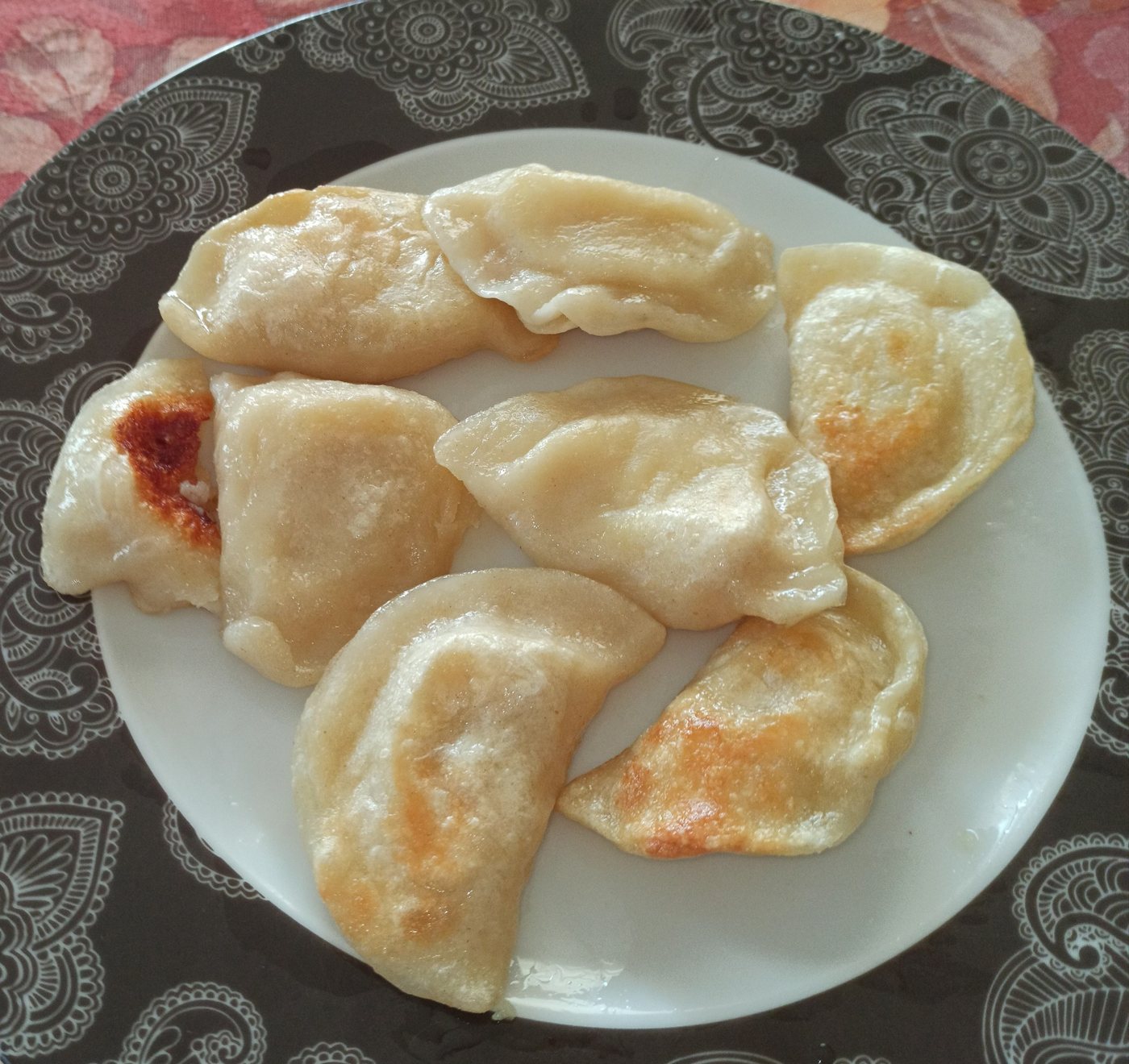 Fried pierogi ruskie on a plate