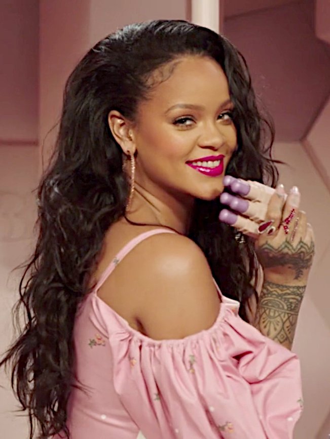 Image for the story: Rihanna hints she has "at least" 170 unreleased songs